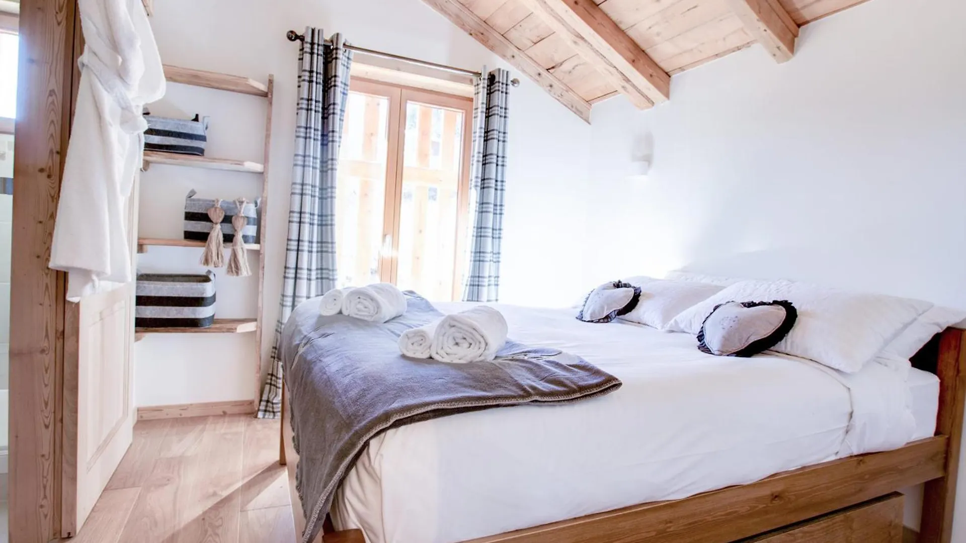 Chalet D'Exception: Ferme 200 Ans Renovee Avec Sauna & Spa - Fr-1-623-18 Les Gets