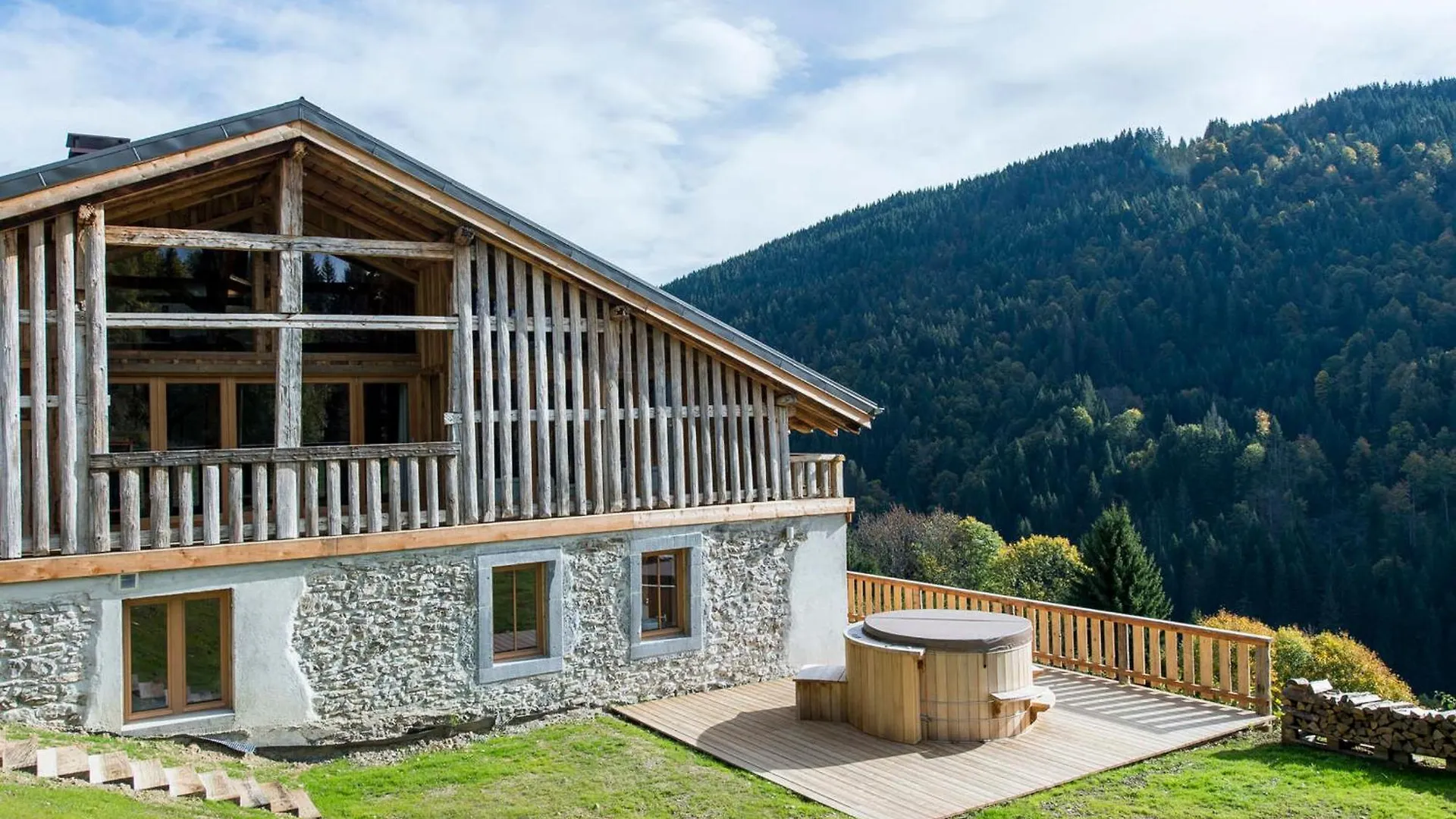 Chalet D'Exception: Ferme 200 Ans Renovee Avec Sauna & Spa - Fr-1-623-18 Les Gets 0*,  Frankrijk